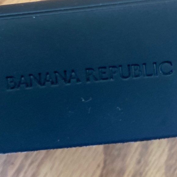 Banana Republic Black Cat-Eye Sunglasses - Picture 4 of 11